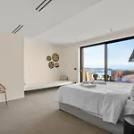 Mamasana - New Magnificent With Infinity Pool & Tennis!