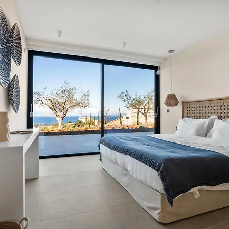 فيلة Mamasana - New Magnificent With Infinity Pool & Tennis! *