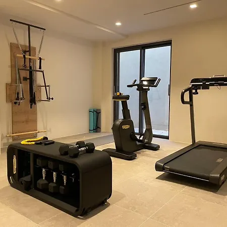 Mamasana - New Magnificent With Infinity Pool & Tennis! *