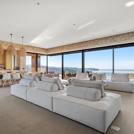 Villa Mamasana - New Magnificent With Infinity Pool & Tennis! *