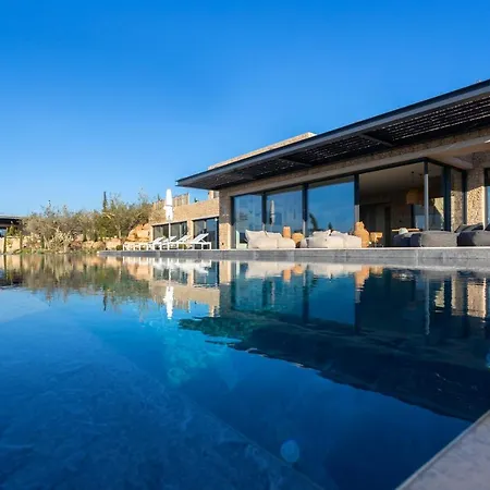 فيلة Mamasana - New Magnificent With Infinity Pool & Tennis! *