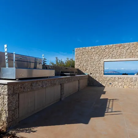 Mamasana - New Magnificent With Infinity Pool & Tennis! Villa *