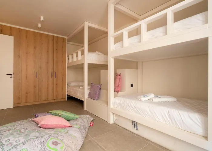 Villa Mamasana - New Magnificent With Infinity Pool & Tennis! Koilás