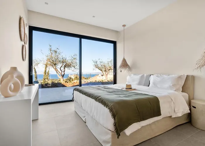 Mamasana - New Magnificent With Infinity Pool & Tennis! Villa *