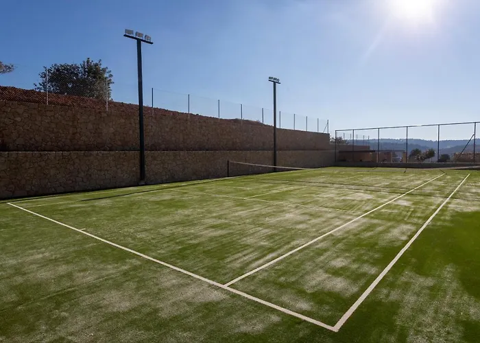 Villa Mamasana - New Magnificent With Infinity Pool & Tennis! *