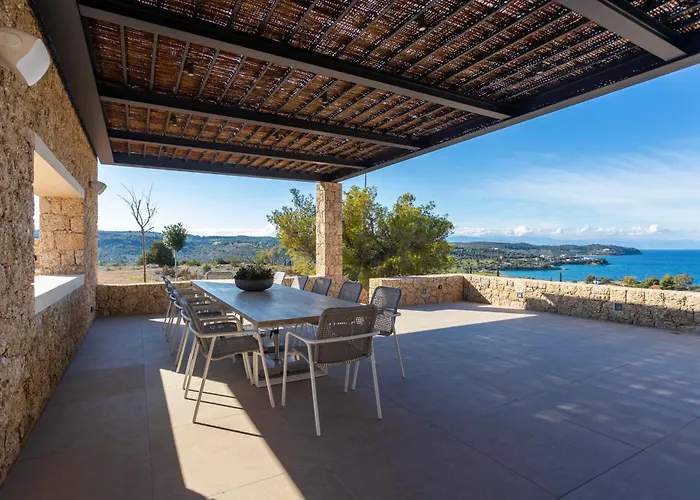 Villa Mamasana - New Magnificent With Infinity Pool & Tennis! *